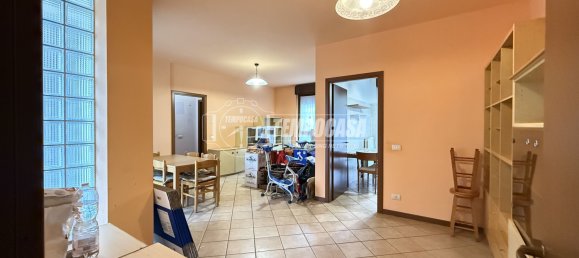 2 bedrooms Apartment in Rozzano, Italy No. 312594 2