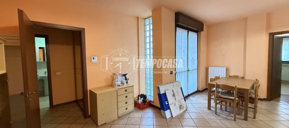 2 bedrooms Apartment in Rozzano, Italy No. 312594 6