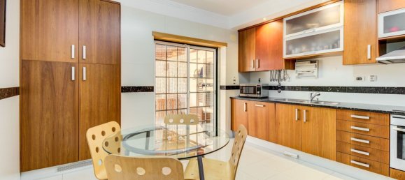 5 chambres Maison à Vialonga, Portugal No. 190017 32