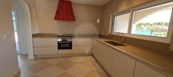 3 bedrooms House in Quarteira, Portugal No. 21317 4