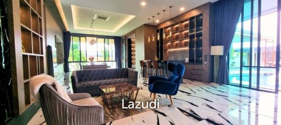 7 bedrooms Villa in Bang Lamung, Thailand No. 19738 5