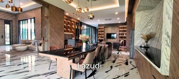 7 bedrooms Villa in Bang Lamung, Thailand No. 19738 3