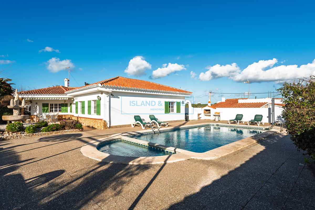 4 bedrooms Villa in Menorca, Spain No. 203288