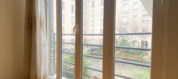 2 bedrooms Apartment in Paris, France No. 163144 4