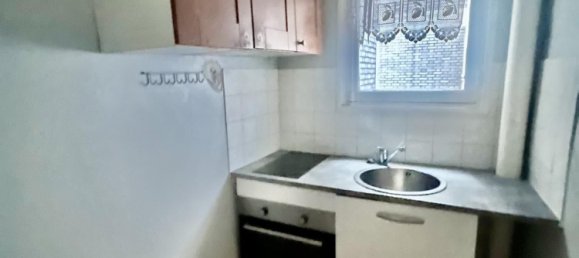 2 bedrooms Apartment in Paris, France No. 163144 6