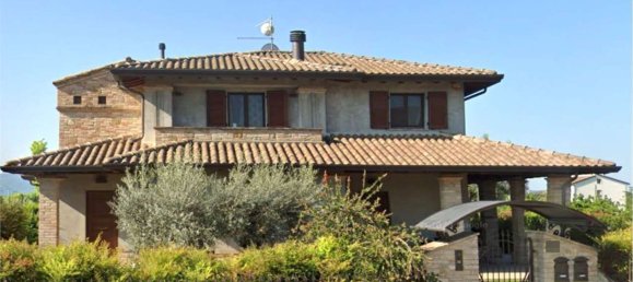 17-Zimmer Villa in Bastia Umbra, Italy, Nr. 46705 5