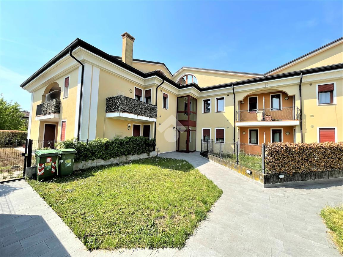 Duplex de 4 divisões em Cittadella, Italy N.º 6500