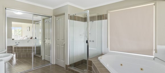 4 Schlafzimmer Haus in Reedy Creek, Australia, Nr. 1181 5