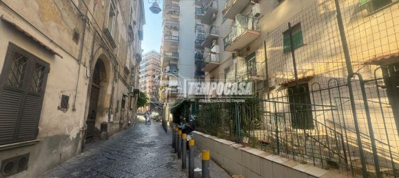 Studio à Naples, Italy No. 234241 3