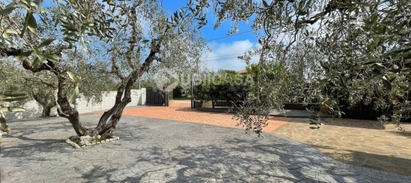 4 rooms Villa in Velletri, Italy No. 42003 52