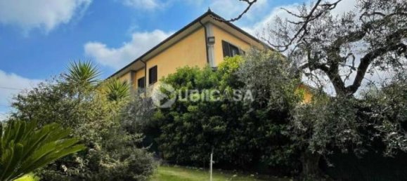 4 rooms Villa in Velletri, Italy No. 42003 10