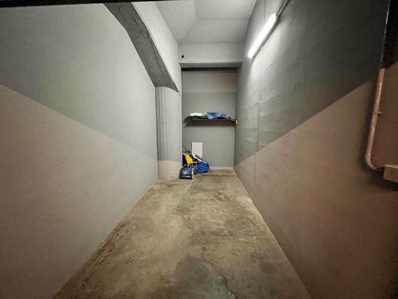 13m² Garage in Rivoli, Italy No. 374947