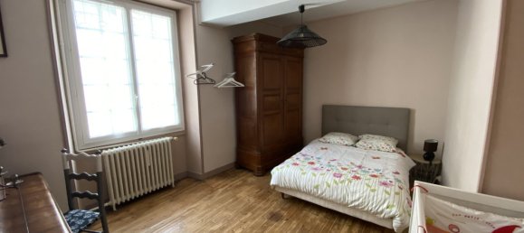 Casa de 5 dormitorios en Bourgueil, France No. 69386 9