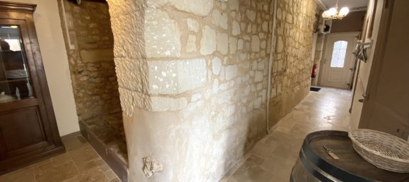 Casa de 5 dormitorios en Bourgueil, France No. 69386 4