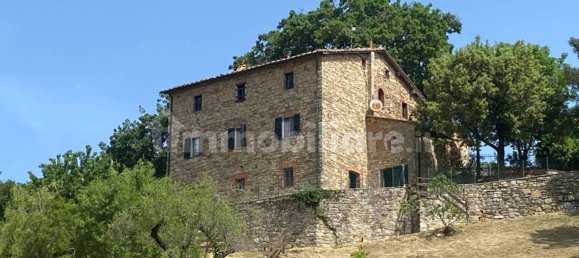 3 bedrooms House in Castelnuovo di Val di Cecina, Italy No. 83795 3