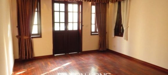 4 Schlafzimmer Villa in Tay Ho, Vietnam, Nr. 2146 6