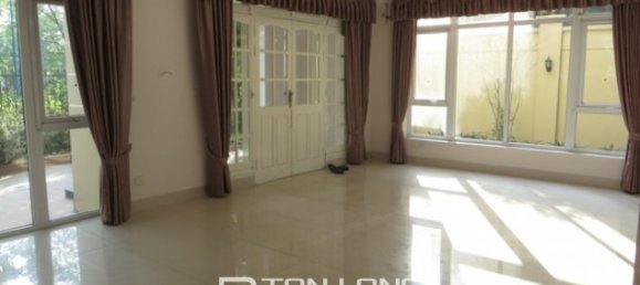 4 Schlafzimmer Villa in Tay Ho, Vietnam, Nr. 2146 2