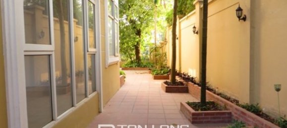 4 Schlafzimmer Villa in Tay Ho, Vietnam, Nr. 2146 10