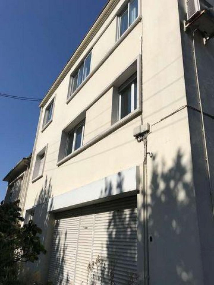 2 bedrooms Factory in Bordeaux, France No. 18829