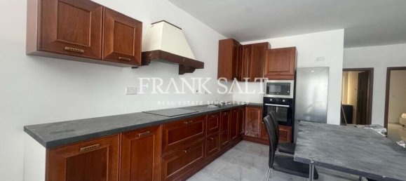 2 bedrooms Apartment in Sannat, Malta No. 6047 2