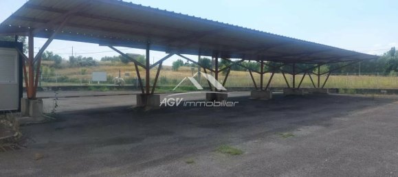 Gewerbliche Immobilie in Gard, France 900m², Nr. 298267 11