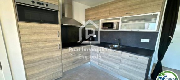 Квартира с 2 спальнями в Розы, Испания № 110542 11