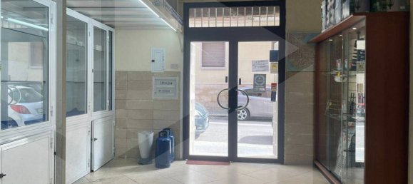 3 rooms Commercial property in Bari, Italy No. 21997 4