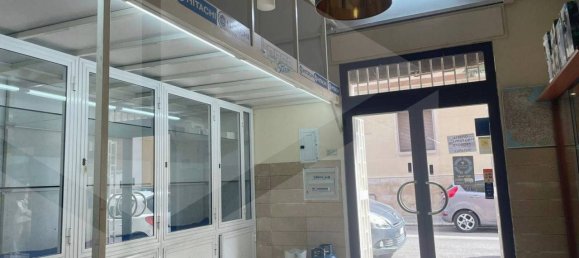 3 rooms Commercial property in Bari, Italy No. 21997 7