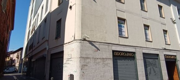 355m² Building in Gallarate, Italy No. 363514 4