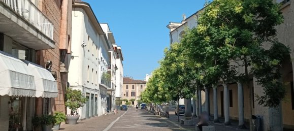355m² Building in Gallarate, Italy No. 363514 3