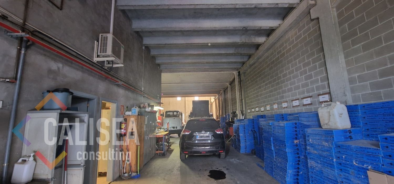 Entrepôt à Barcelona, Spain 697m² No. 150407