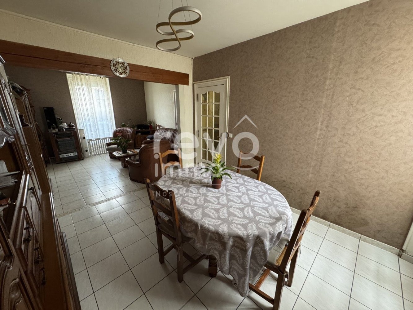 2 bedrooms House in Le Mans, France No. 98294