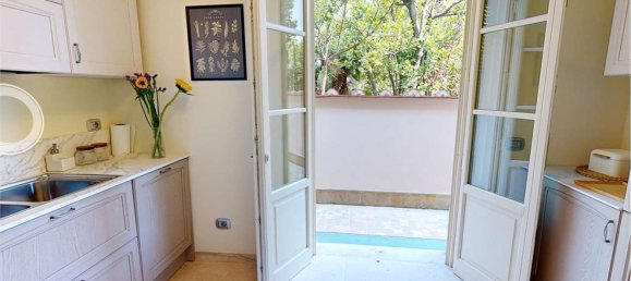 6 chambres Villa à Forte dei Marmi, Italy No. 345718 12