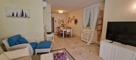 6 chambres Villa à Forte dei Marmi, Italy No. 345718 16