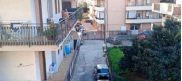 5 rooms Apartment in Reggio Calabria, Italy No. 187204 6