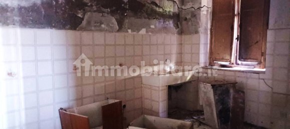 Дом с 2 спальнями в Катандзаро, Италия № 228592 11