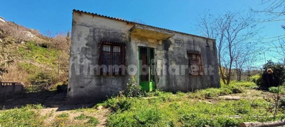 Дом с 2 спальнями в Катандзаро, Италия № 228592 5