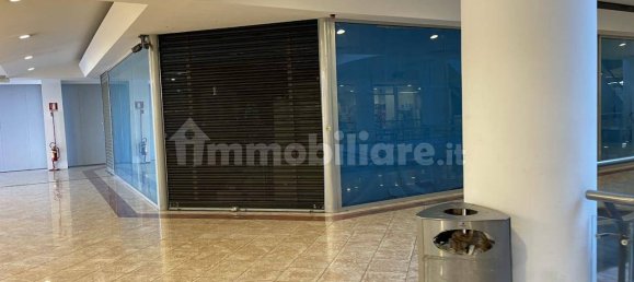 226m² Commercial property in Rocca San Giovanni, Italy No. 164944 5