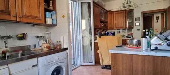 Apartamento de 1 dormitorio en Genoa, Italy No. 231922 11