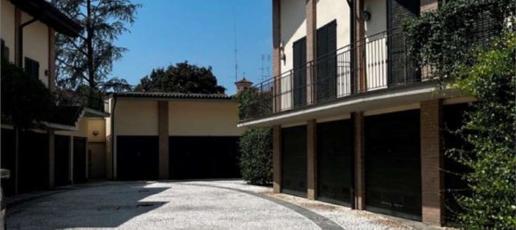 2 rooms Apartment in Nerviano, Italy No. 7903 3