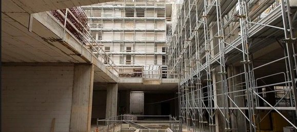 مكتب في Lecce, Italy 120متر مربع رقم 96780 41