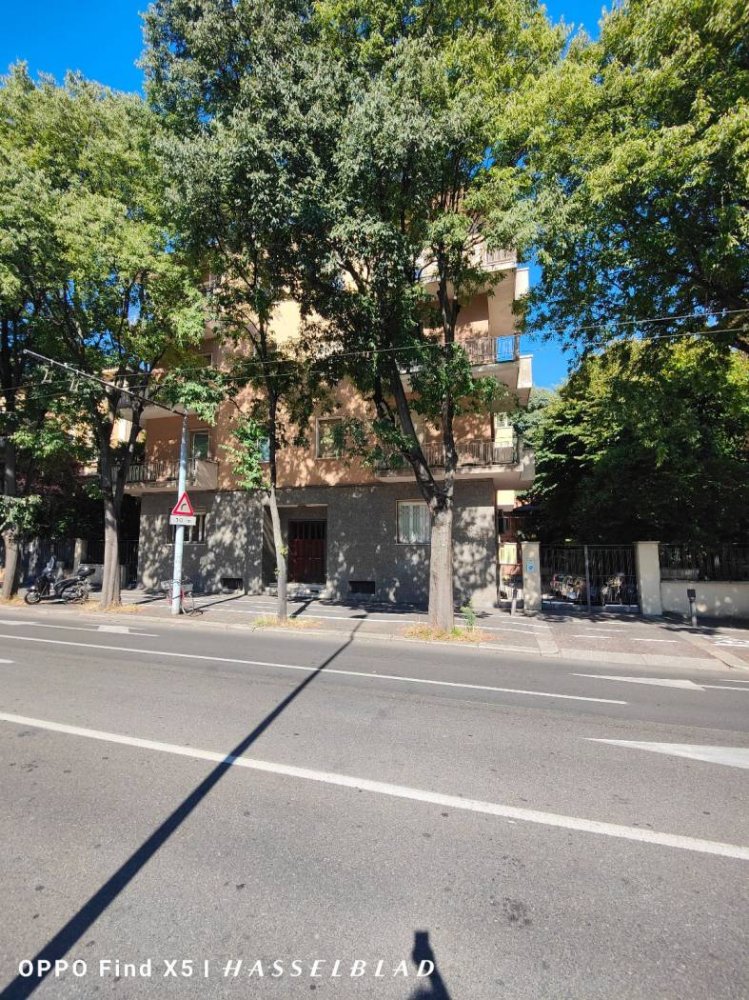 3 bedrooms Apartment in Bologna, Italy No. 367172