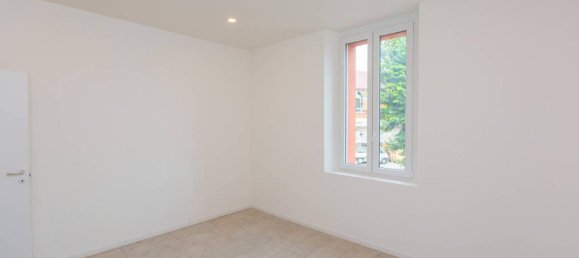 Квартира с 2 комнатами в Ольджате Олона, Италия № 40841 10