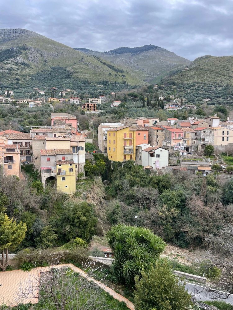 4غرفة منزل ذو طابقين في Itri, Italy رقم 47763