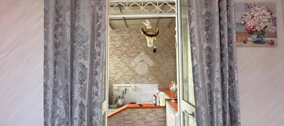 2 bedrooms Apartment in Naples, Italy No. 33962 15