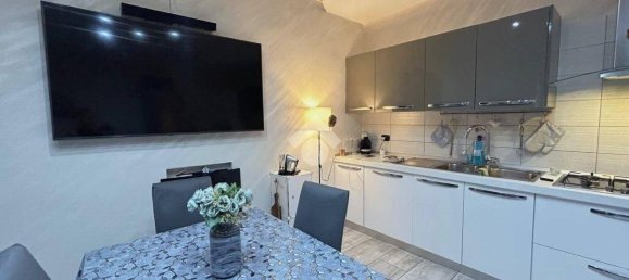 2 bedrooms Apartment in Naples, Italy No. 33962 13