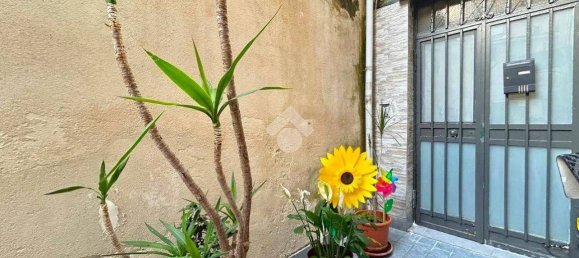 2 bedrooms Apartment in Naples, Italy No. 33962 6