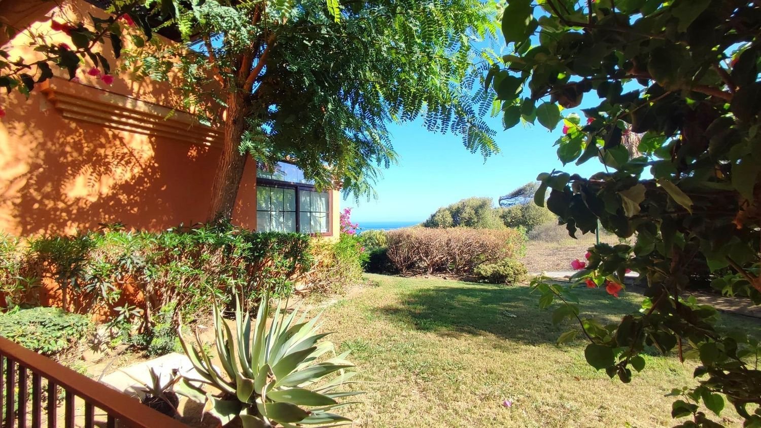 2 bedrooms Apartment in La Alcaidesa, Spain No. 282207