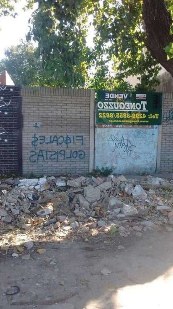 Grundstück in Almirante Brown, Argentina, Nr. 110221