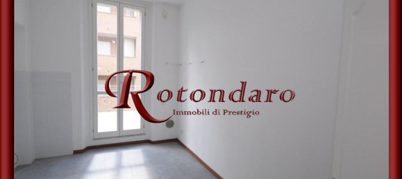 3 rooms Apartment in Corsico, Italy No. 69877 3